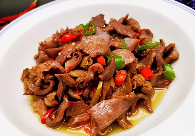 家常炒鸡杂麻辣爽口