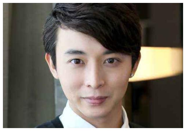 新加坡28岁华裔演员被炮车压伤去世女友伤心欲绝盼望来生再聚