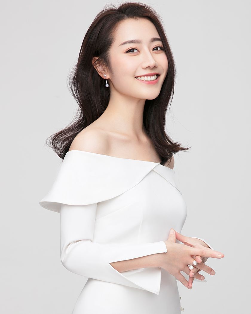 女演员龙政璇:清新靓丽,美艳可人!