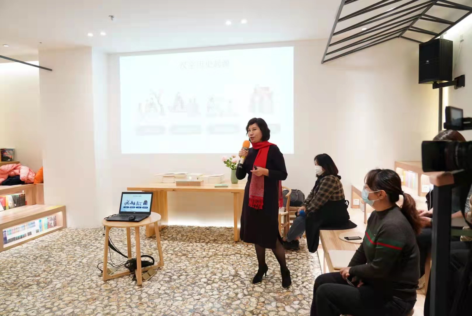 庆祝澳门回归祖国22周年 珠澳青少年同唱一首歌,同读一本书休闲区蓝鸢梦想 - Www.slyday.coM 庆祝澳门回归祖国22周年 珠澳青少年同唱一首歌,同读一本书休闲区蓝鸢梦想 - Www.slyday.coM