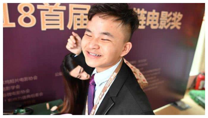 他是"汶川小英雄",最初的清华梦现在却变电影梦,网友:打脸!