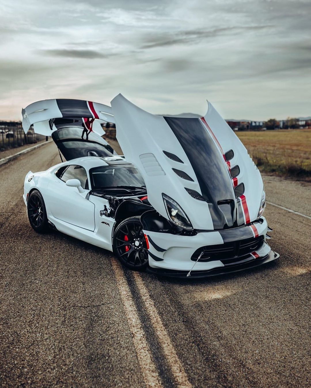 "人见人爱"的道奇蝰蛇 acr__财经头条