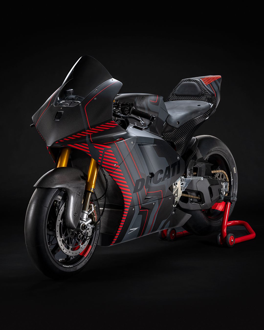 新时代纯电赛车杜卡迪motoe赛车发布