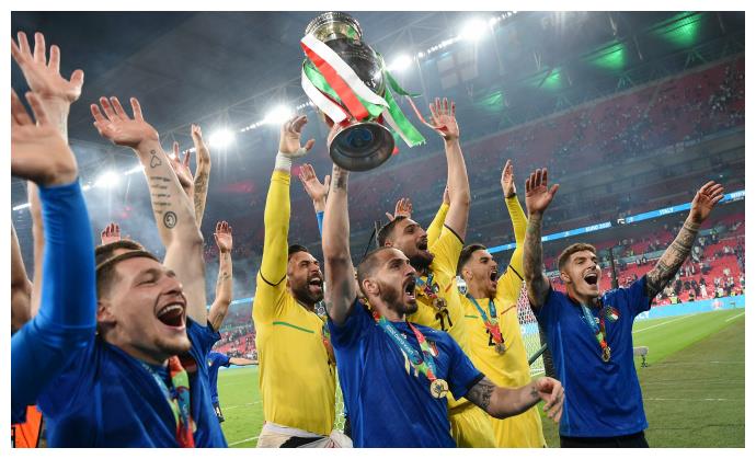 意想不到，还是意料之中，意大利4：3英格兰夺得了本届欧洲杯冠军休闲区蓝鸢梦想 - Www.slyday.coM