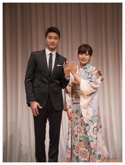福原爱江宏杰正式离婚,福原爱的回应被祝福,江宏杰的回应遭谩骂