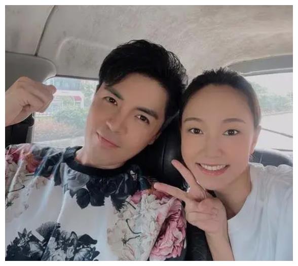 吉祥三宝14年后：爸爸逝世，妈妈隐退，演女儿的英格玛模样大变休闲区蓝鸢梦想 - Www.slyday.coM