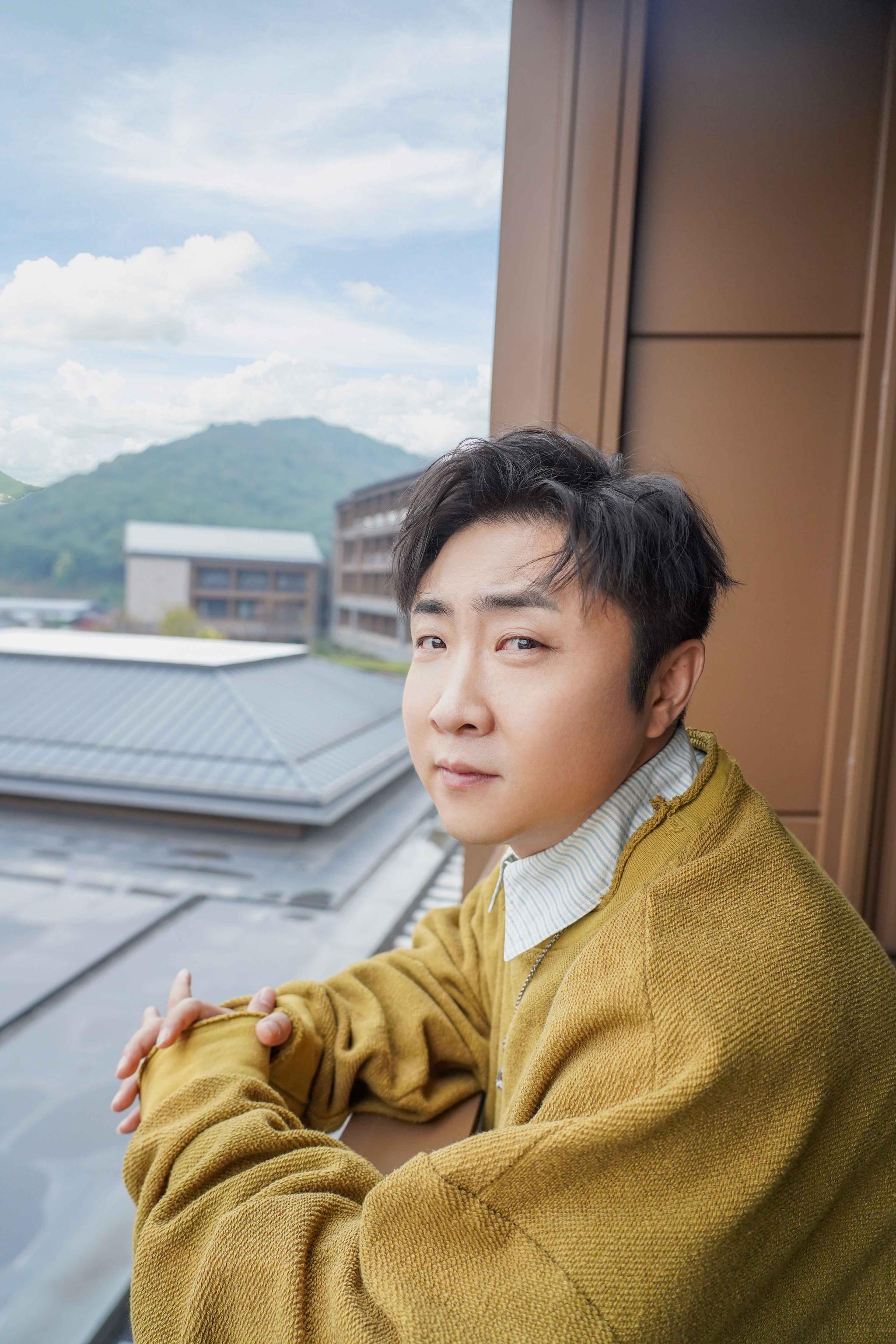 《沐浴之王》"洗掉烦恼"发布会 乔杉展独门搓澡秘诀