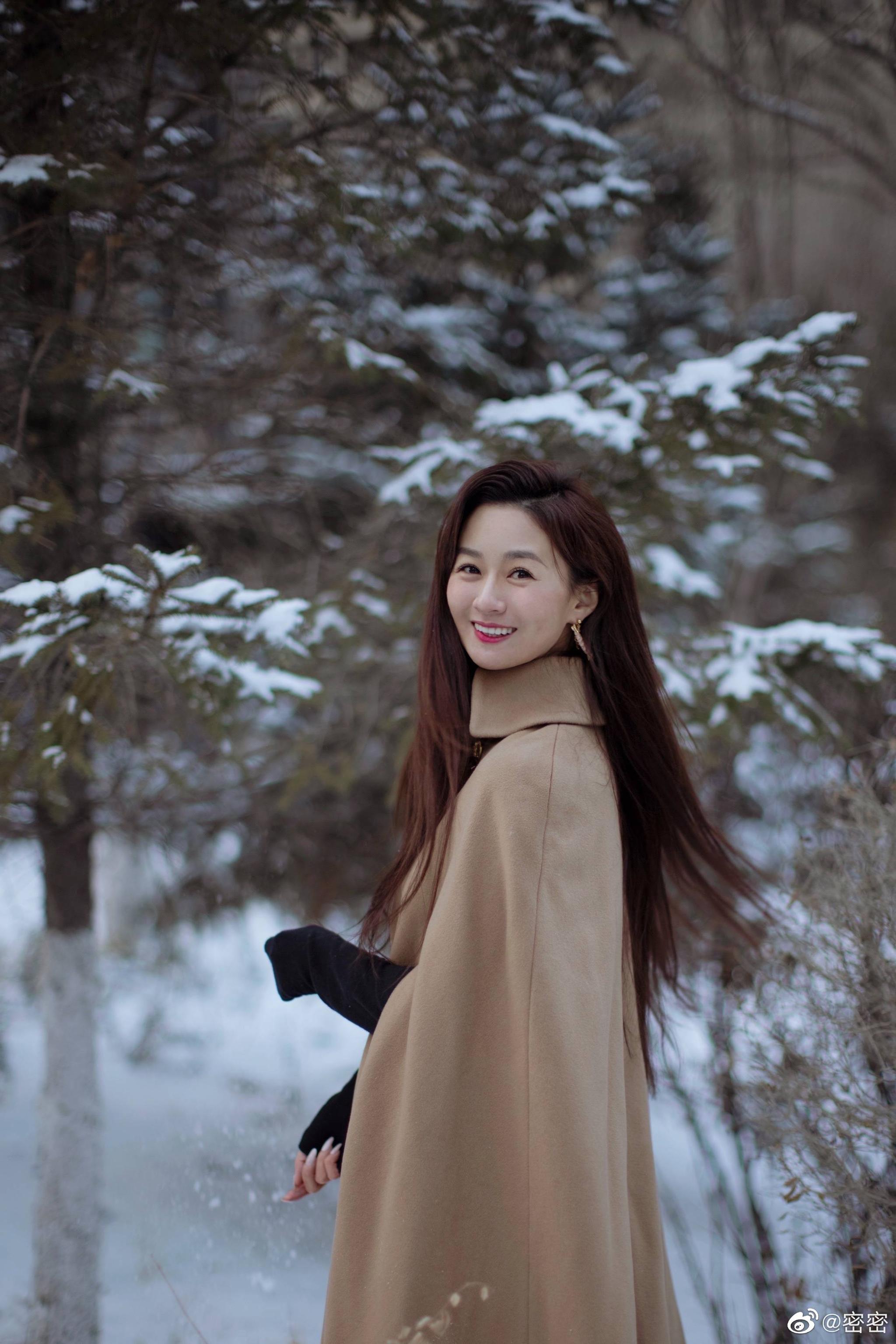 深圳佳兆业俱乐部门将张鹭的妻子晒出自己近日的照片_高清图集_新浪网