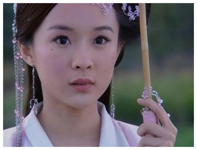 为什么霍思燕婚后很少拍古装剧?看到她古装造型后,怕杜江舍不得