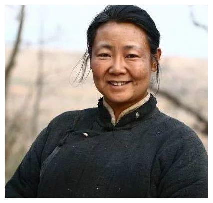 她出道24年零绯闻,只与初恋相守一生,如今结婚29年仍然恩爱如初