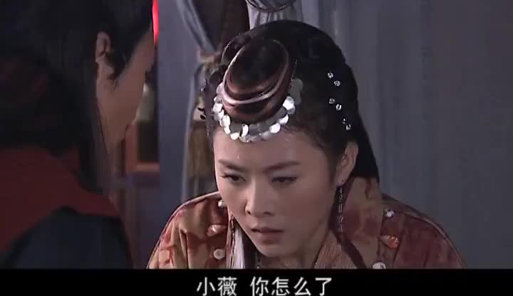 铁小薇得知寇英杰已死,悲痛欲绝,不敢面对现实