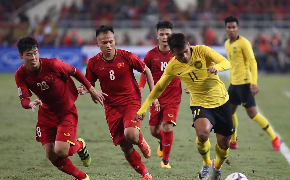 1-0!越南队创历史,杀进决赛,有望卫冕,甩远国足,陈戌源担忧