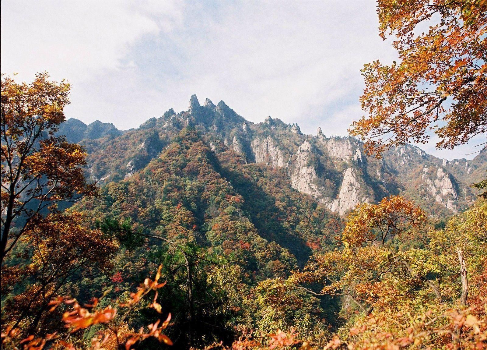 河南秋季旅游景点推荐尧山风景区旅游攻略低音号免费语音导游