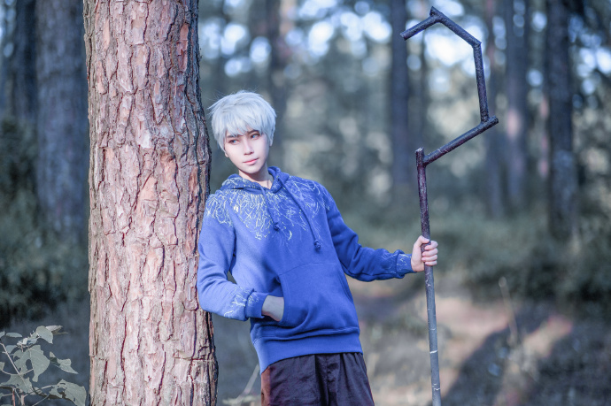 《守护者联盟》杰克冻人cosplay|守护者联盟|折扇|饮冰_新浪新闻