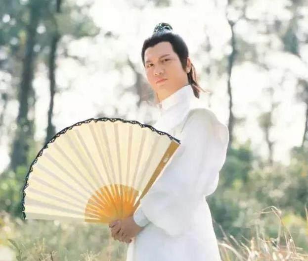 盘点83版射雕中男神们最帅的姿势几代人的记忆不朽的经典