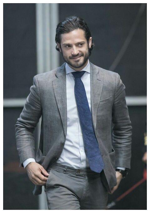 欧洲白马王子王位被姐姐抢走让女人着迷的卡尔菲利普