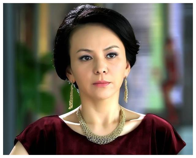 考入上戏,被公派国外留学,31岁塑造"雪姨",如今依旧深入人心|王琳