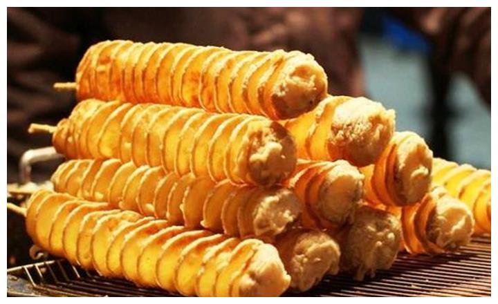 想吃旋风土豆别再出去买,教你在家做,焦香酥脆,家人百吃不厌