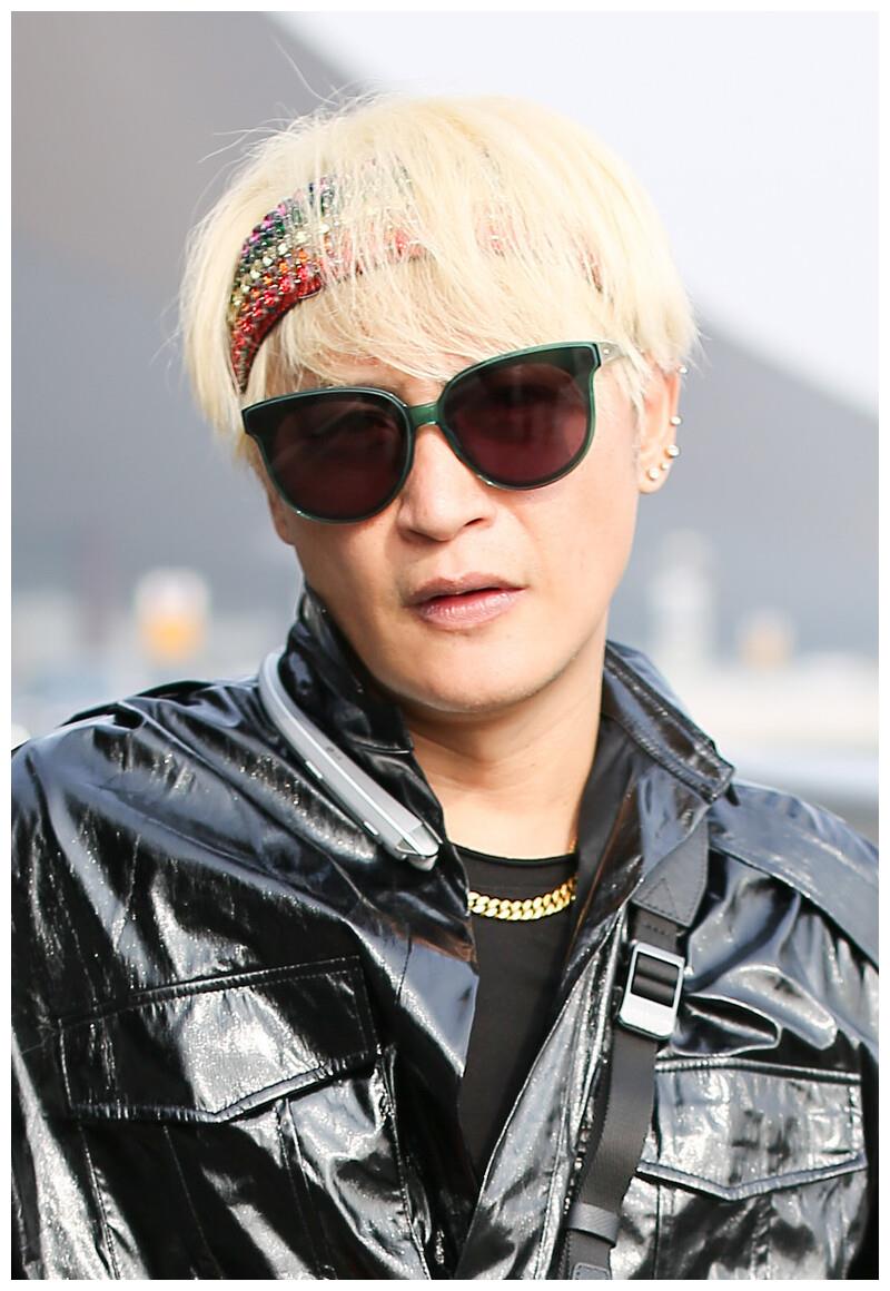 陈志朋:曾是小虎队一员,如今造型辣眼,49岁还被网友称呼为妖男__财经