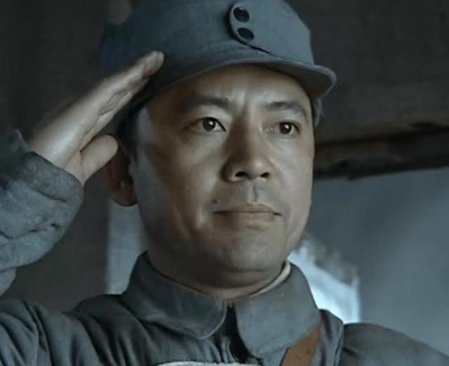 亮剑最后李云龙和赵刚都是少将军衔他们谁的职位高呢