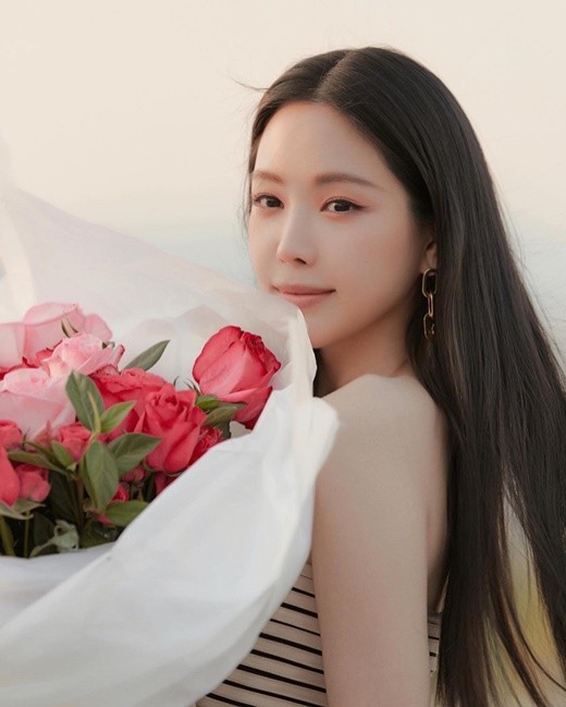 apink原成员孙娜恩未公开时装写真首次曝光|孙娜恩|写真|时装_新浪