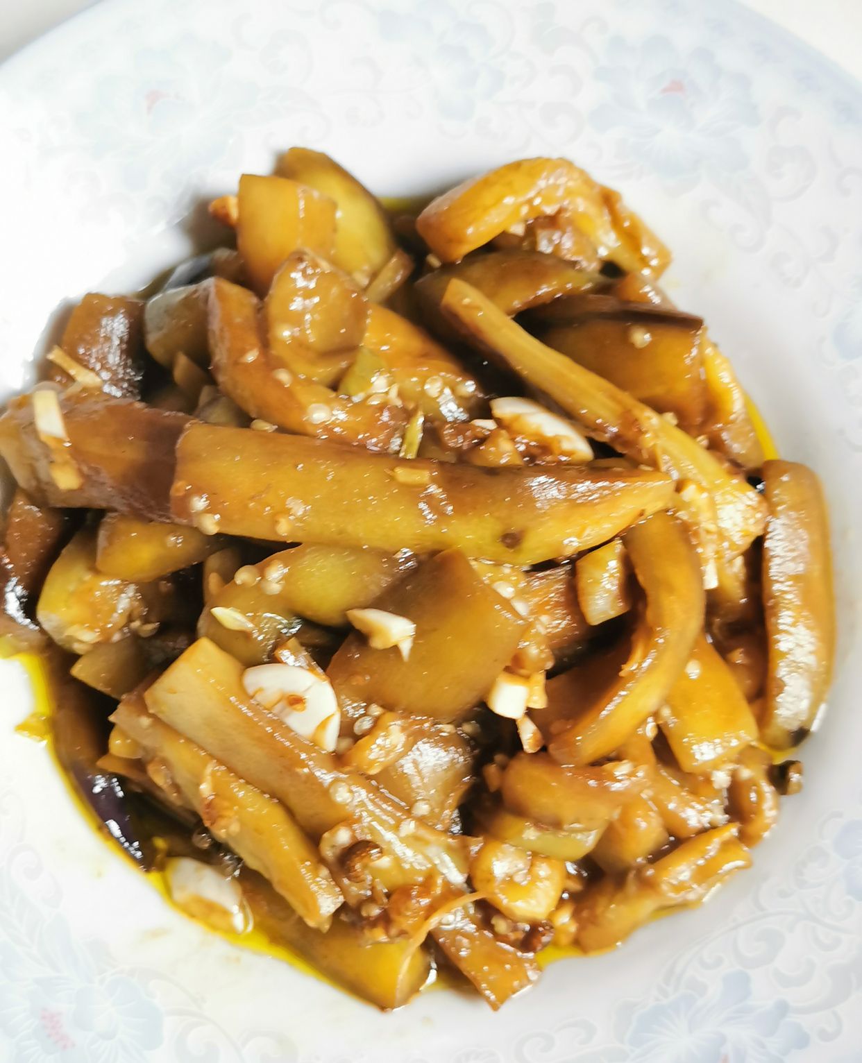 蒜香茄子这样做,咸香味美,比红烧肉还下饭!