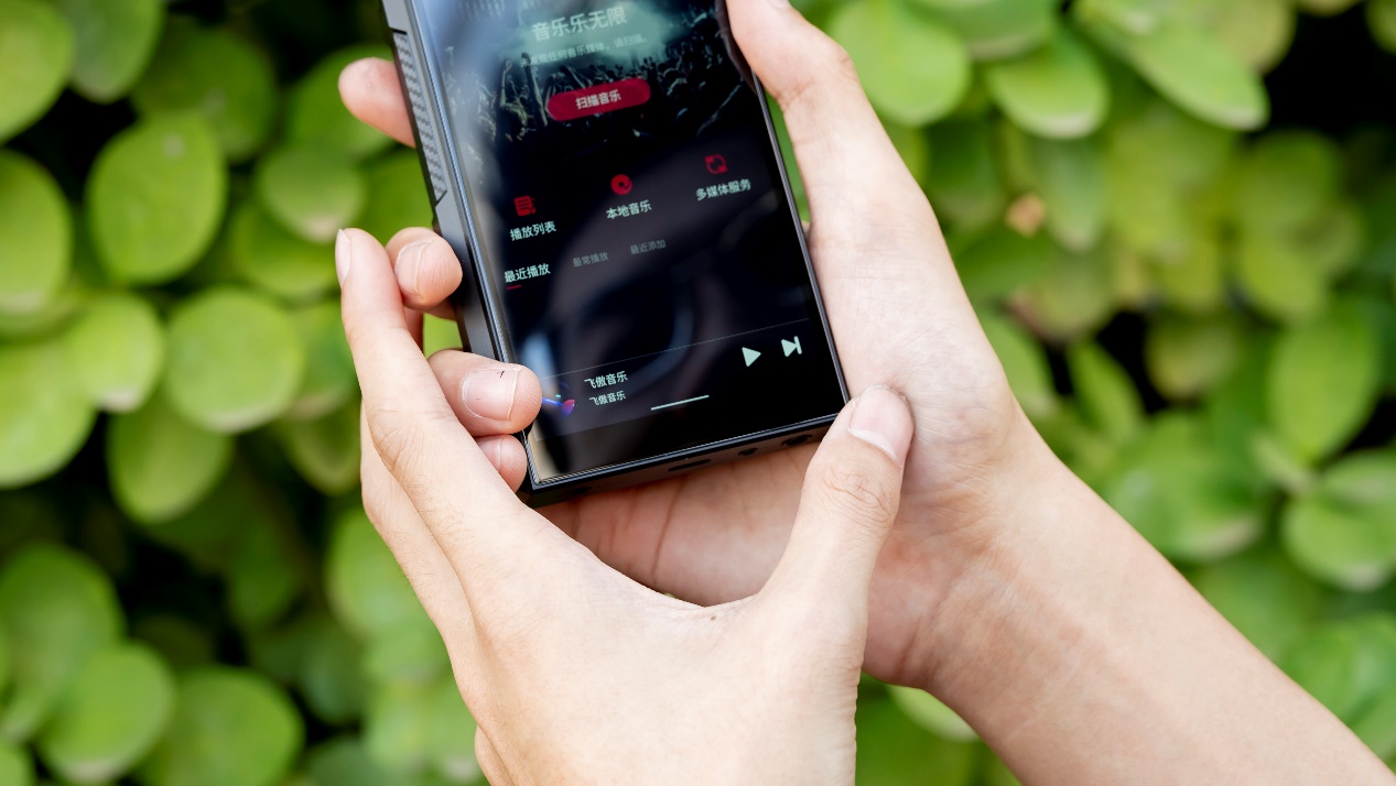 一款可以战未来的中端音乐播放器,飞傲M11S体验评测休闲区蓝鸢梦想 - Www.slyday.coM 一款可以战未来的中端音乐播放器,飞傲M11S体验评测休闲区蓝鸢梦想 - Www.slyday.coM