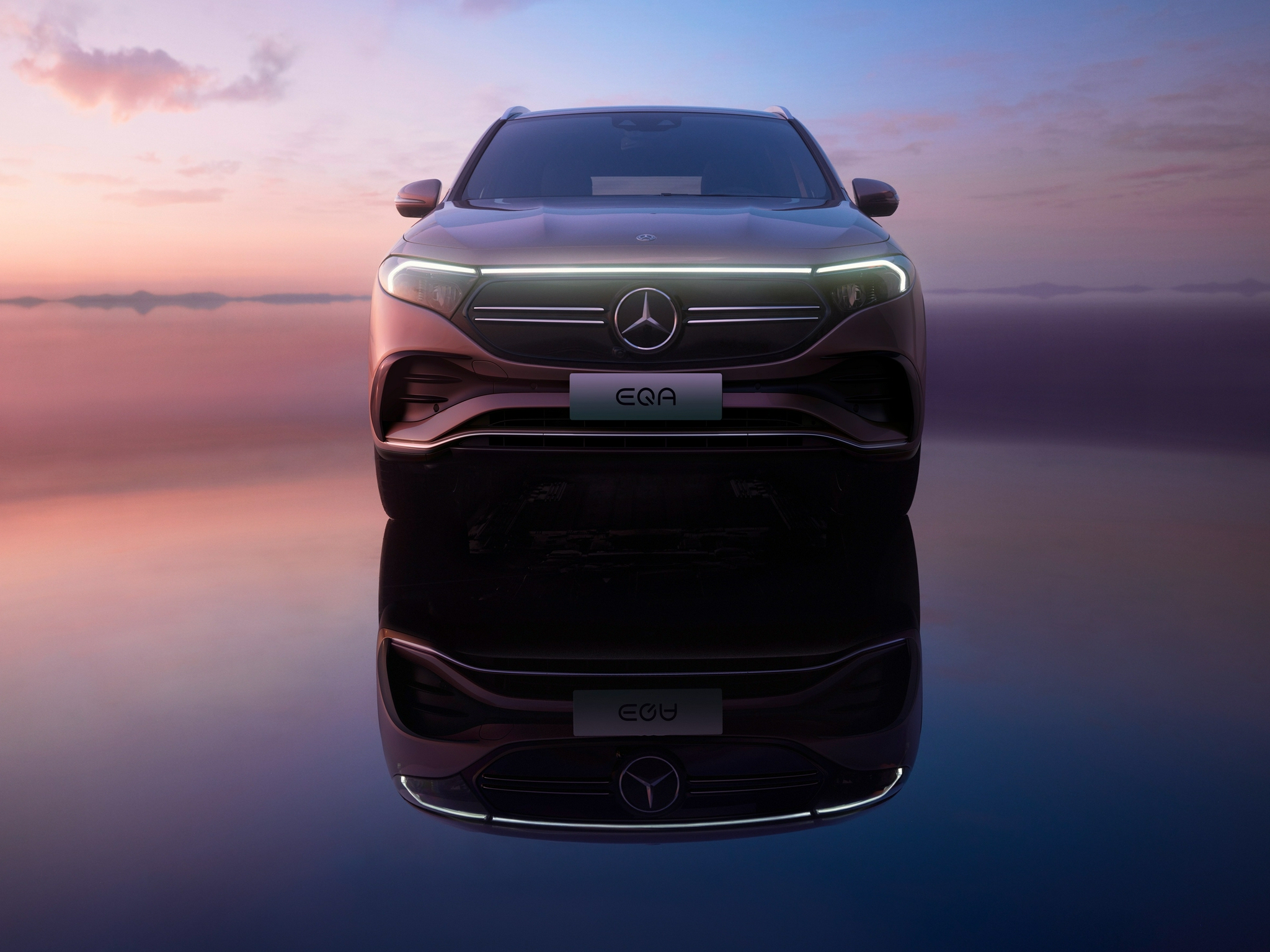 豪华新生代纯电座驾奔驰eqa是z世代年轻人购车的最佳选择