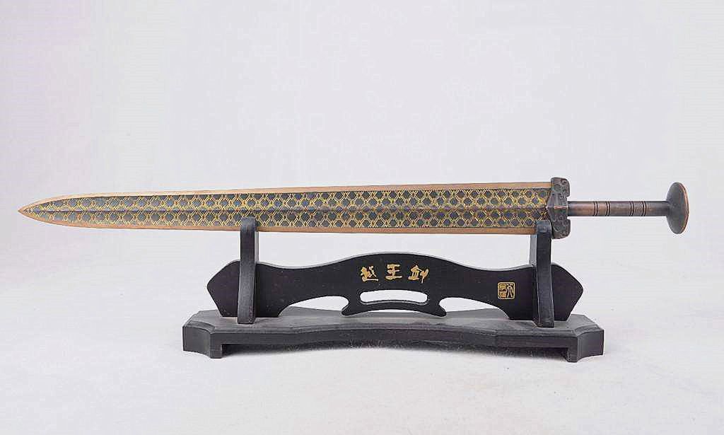 越王勾践剑距今已有2500多年,为何它不会生锈?_高清图集_新浪网