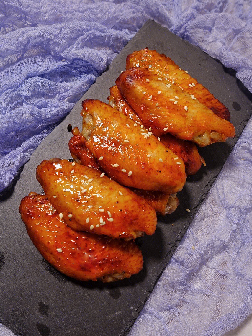 秘制烤翅这么去烤,好吃到爆!味道一点都不比外面的差