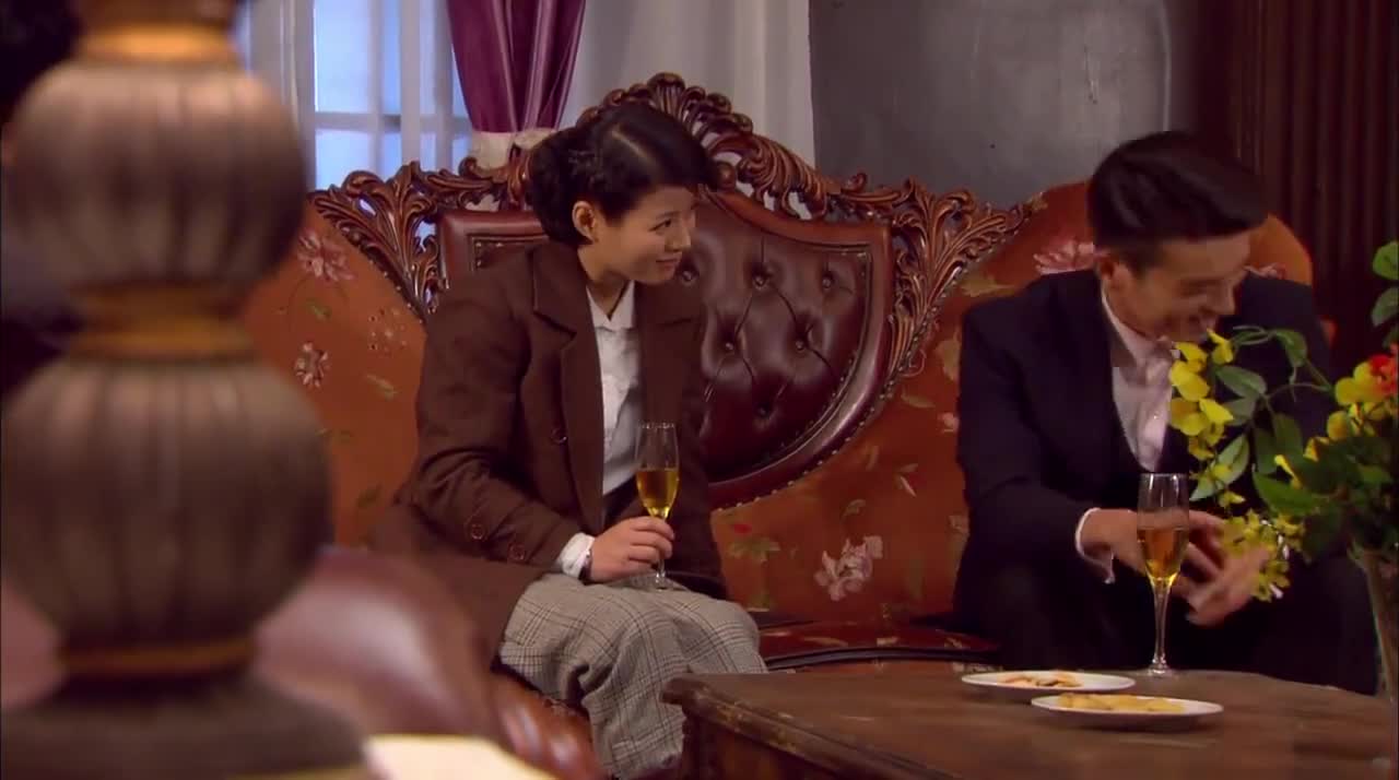 孤雁:李梅用嘴炮技能,从杜维屏口中得知了胡一夫此行的目的