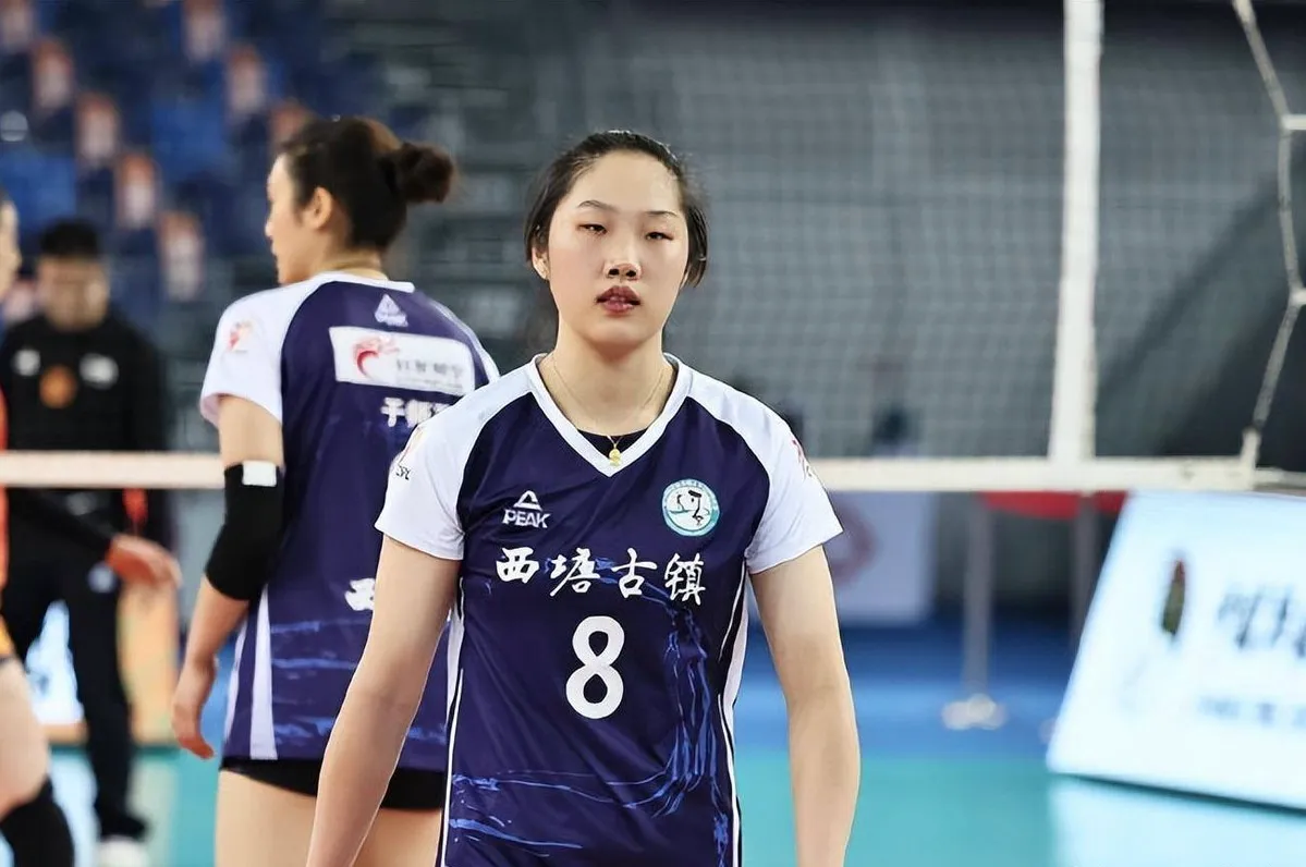 浙江女排再出超新星！23岁小钢炮进攻发球双绝，能否进入国家队
