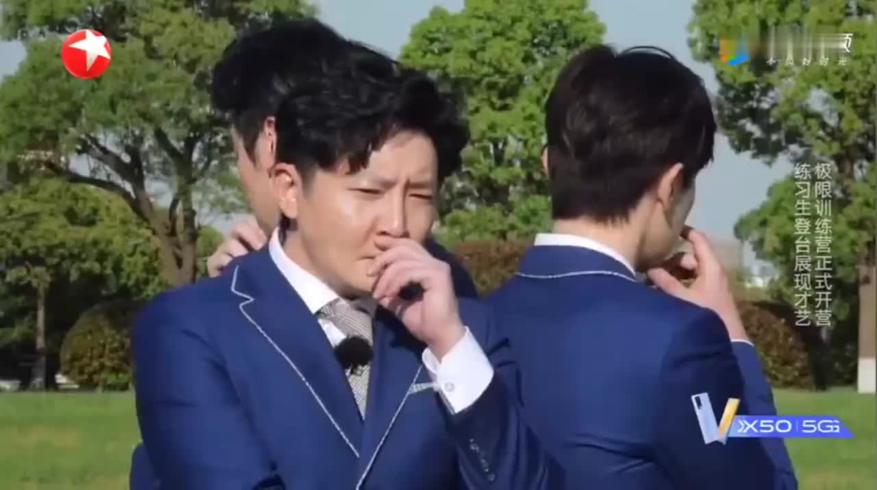 邓伦郭京飞雷佳音自带旋转舞台技能,佩服他们一本正经的耍帅,还