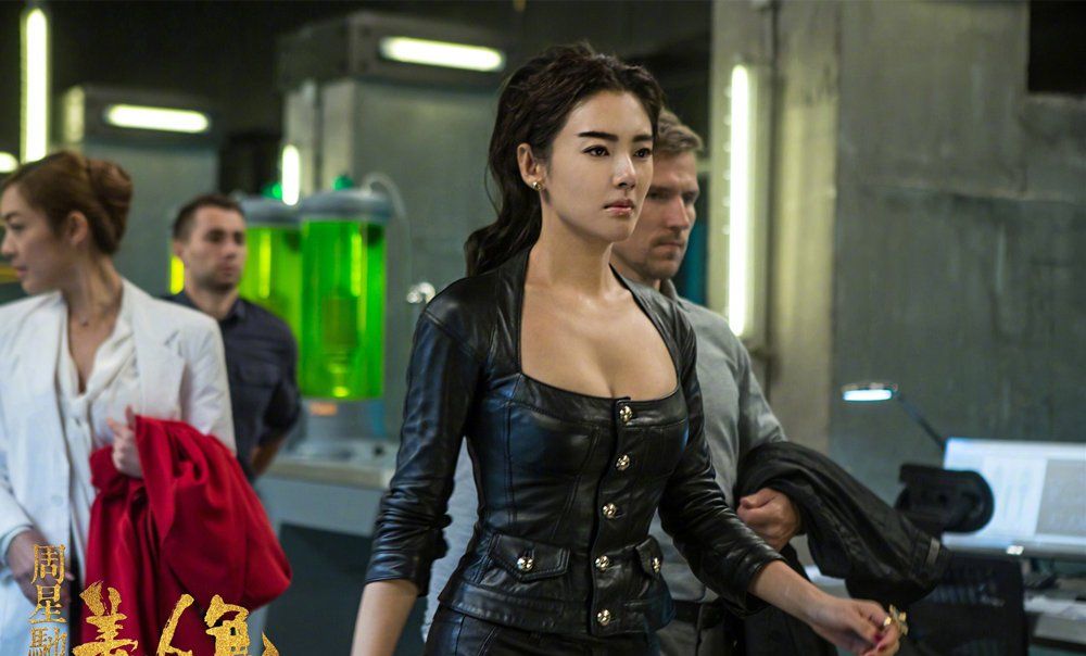 2016年《美人鱼》,张雨绮饰演李若兰,狠辣霸气,美艳大方