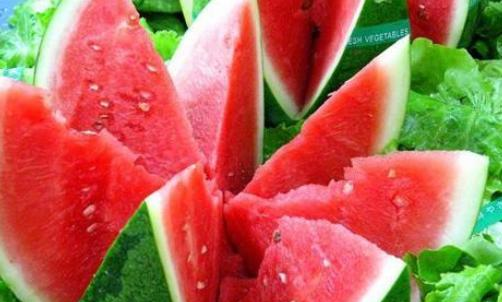 西瓜籽是白色的，这种西瓜是催熟的吗？到底能不能吃呢？休闲区蓝鸢梦想 - Www.slyday.coM