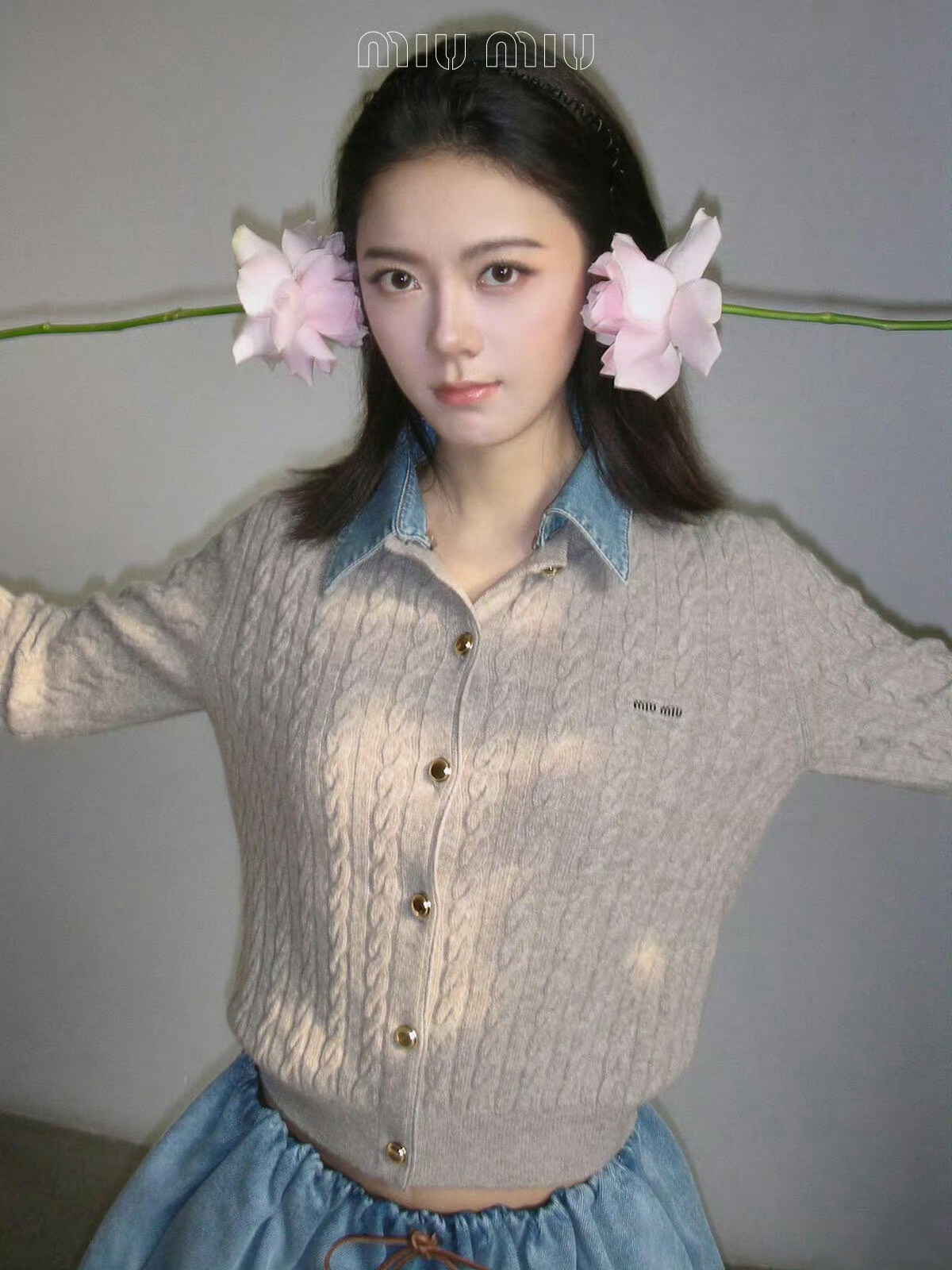 赵今麦 ×Miu Miu七夕主题大片。繁花环绕间自在定格