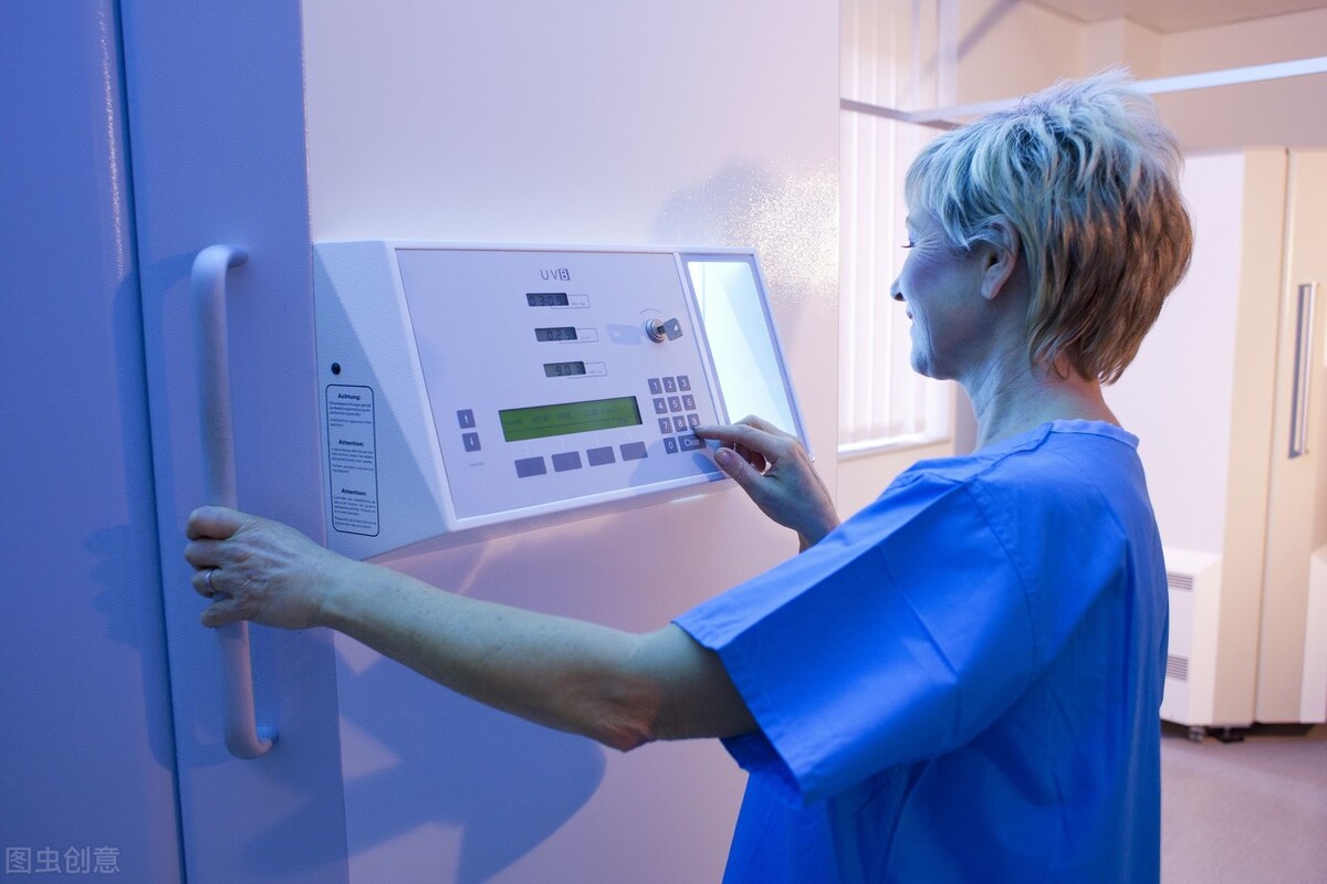 光疗在银屑病治疗上有什么优势能与他卡西醇联合使用吗听分析