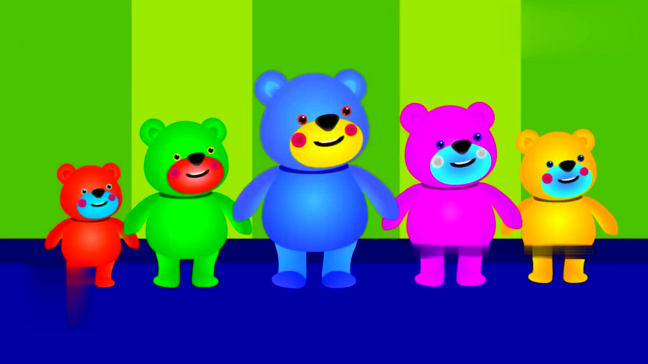 六年级男生身高一米九乖乖排队进校 发现被偷拍后动作萌翻