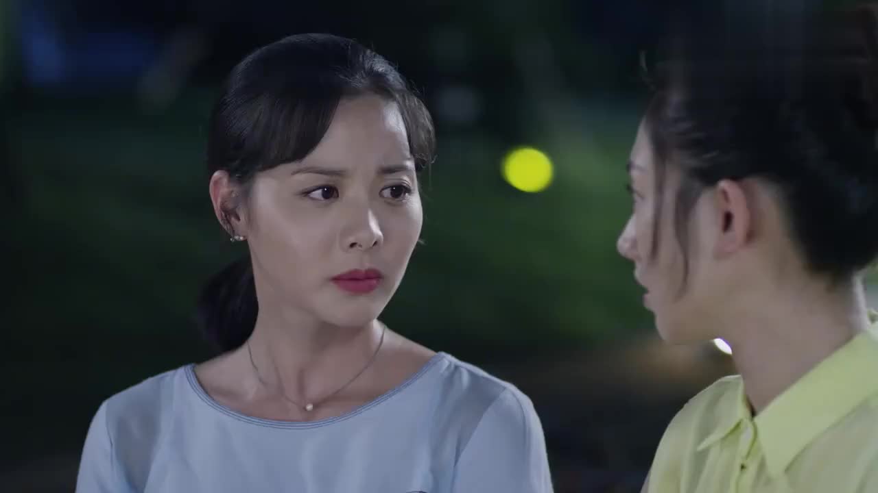 梅花儿香:梅花不愿和前夫有牵连,想去开一个花店,小念也支持