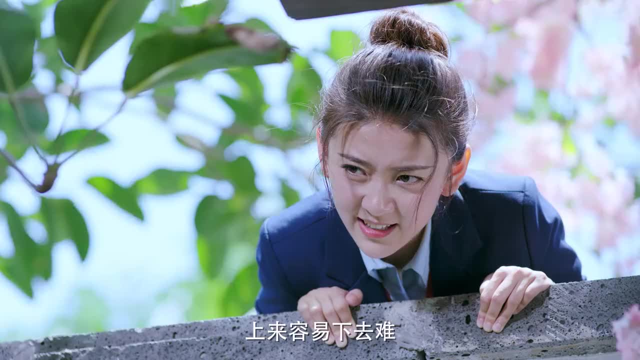 灰姑娘不小心跌入灭霸怀中,灭霸小鹿乱撞,爱的不得了!