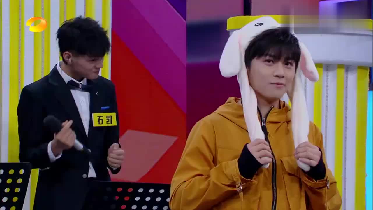 武艺:爸爸的妈妈叫爷爷!何炅:你怕是不是傻,全场笑崩