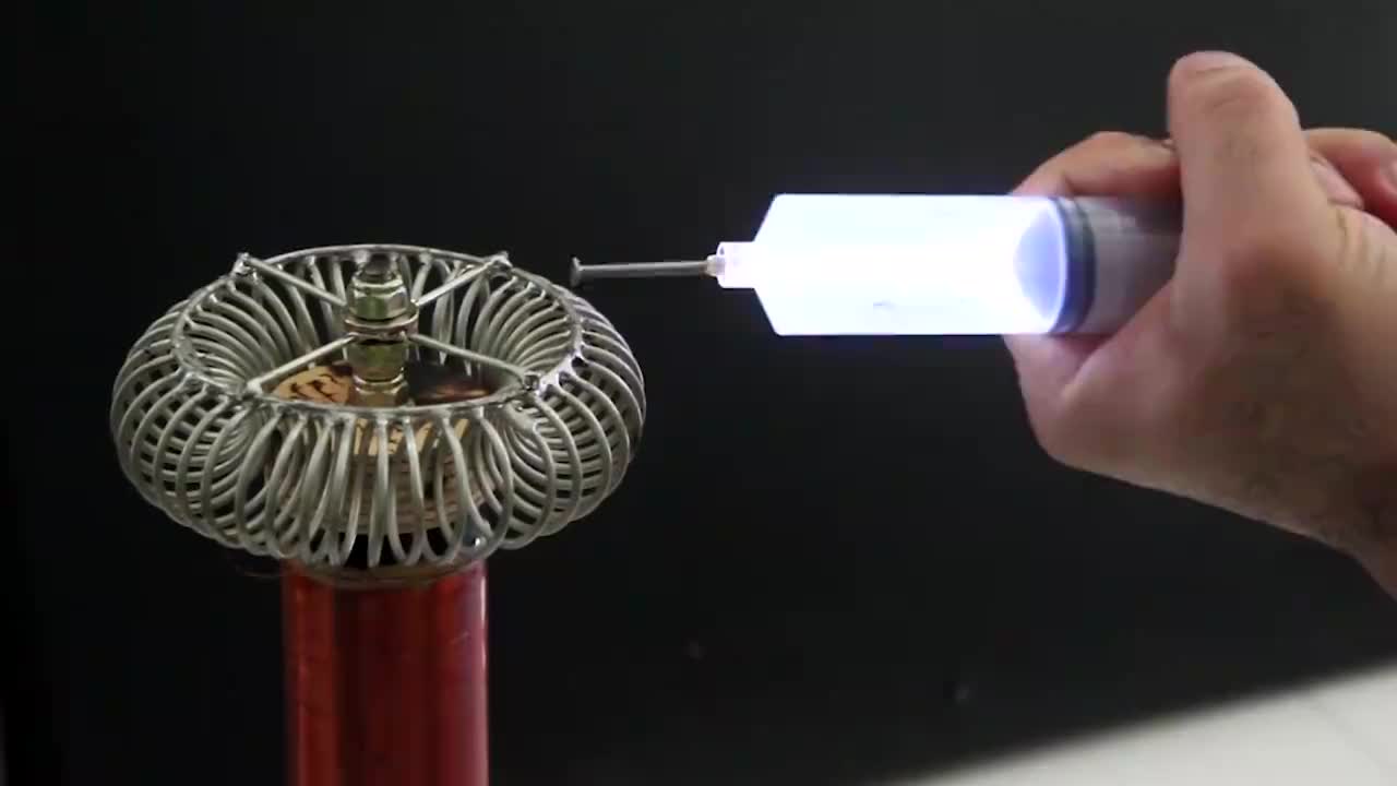 能让火焰加速的特斯拉阀,你知道原理吗?高速相机观察后秒懂