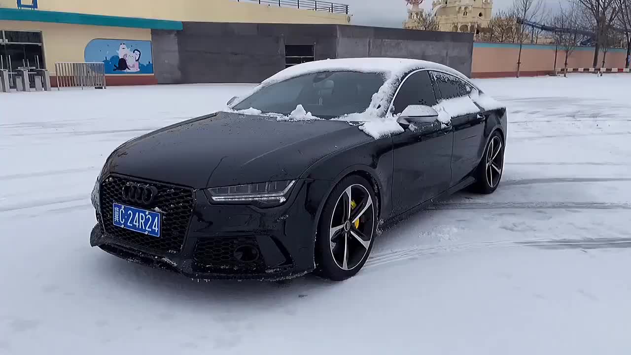 为您推荐: 车展小姐姐 为您推荐: 梅赛德斯-奔驰eqs电池在奔驰辛捣乙