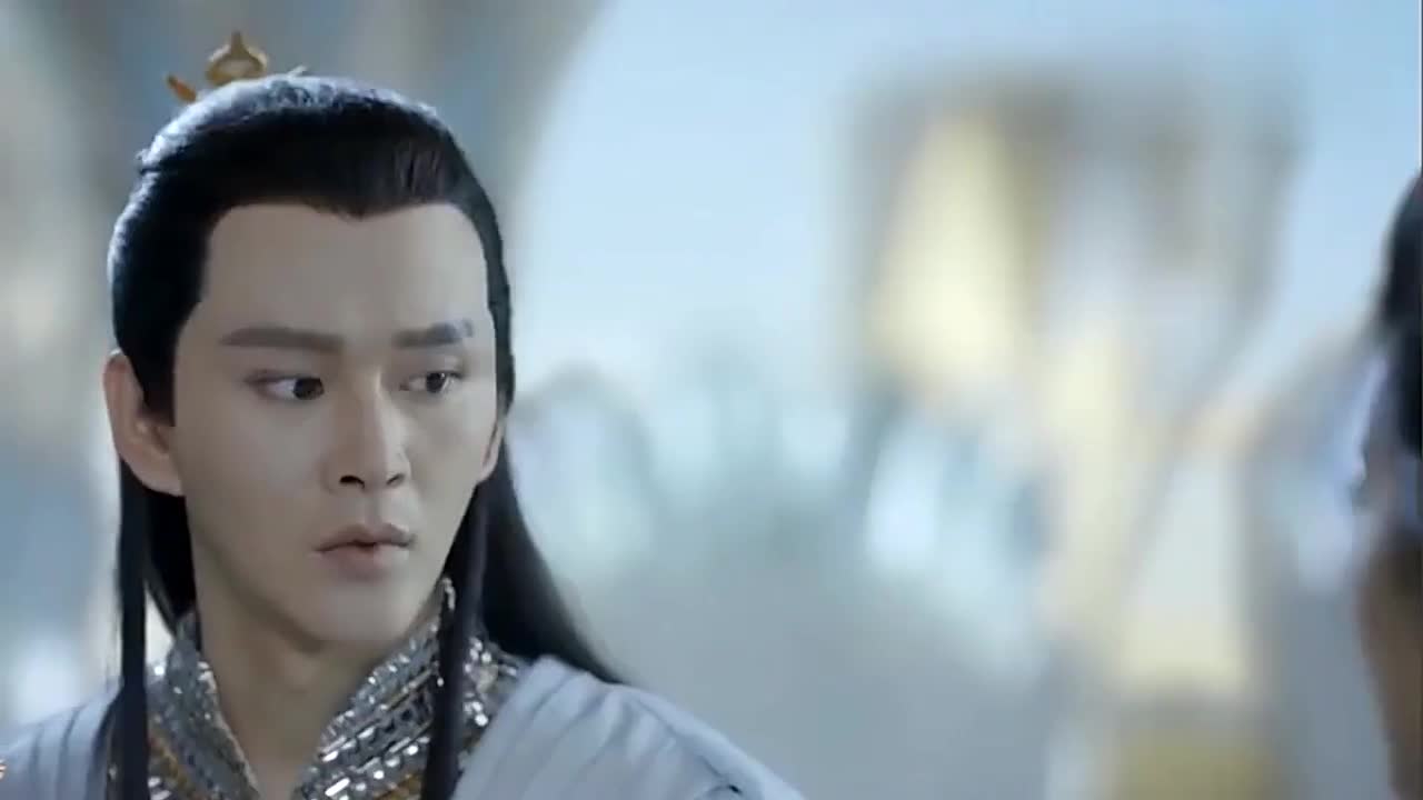 《火王之破晓之战》婳琤对尚轩表明心意,没想到尚轩直接走掉