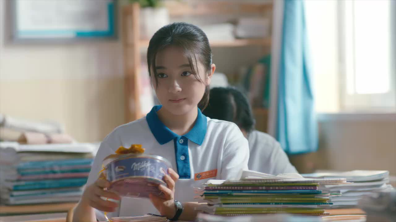 你好旧时光:凌翔茜本来心情就不好,看见楚天阔,就更加难过了