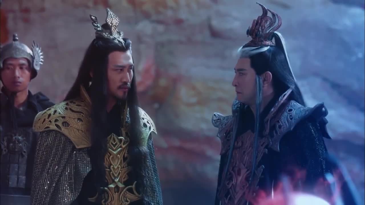 固城王说暮辞,在忘川河畔伤鎏英之事魔界上下有目共睹,还敢狡辩