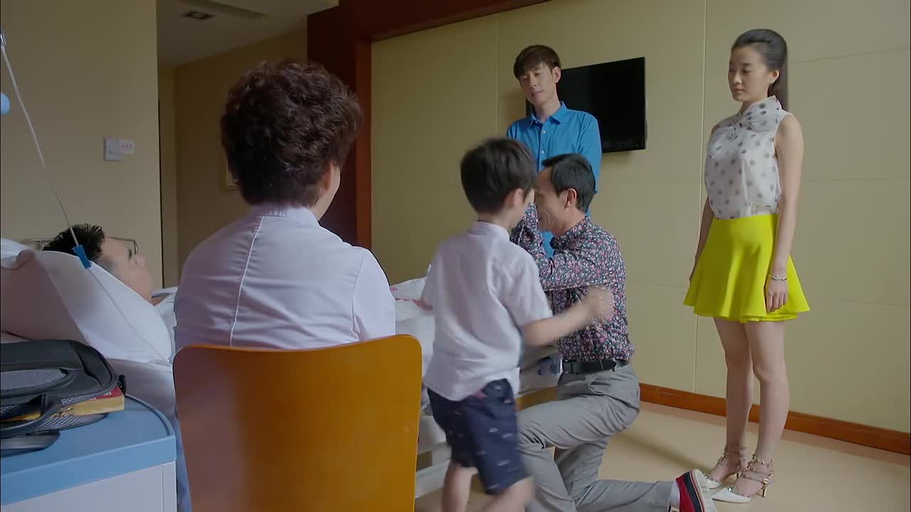 淘气爷孙:爸妈一下没看住熊孩子,熊孩子差点让医院翻了天