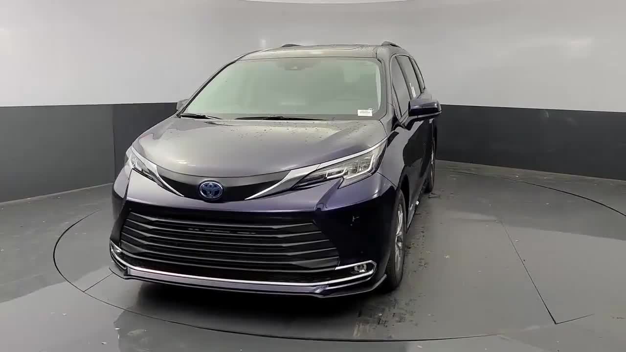 2021款丰田塞纳八座混动版实车展示看到配置后还想啥gl8