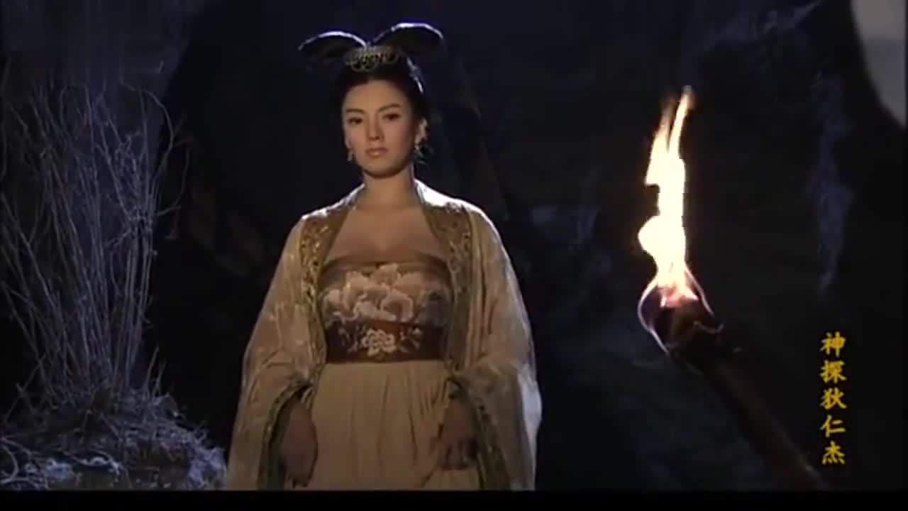 武朝迷案:金木兰真是胆大,在狄公面前也敢这般放肆,真是欠打