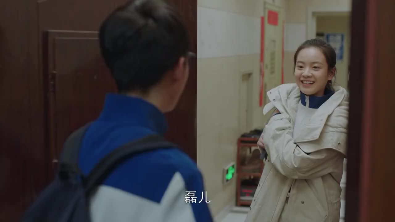 小欢喜英子方一凡被批斗一上来就要交代两人一脸懵逼